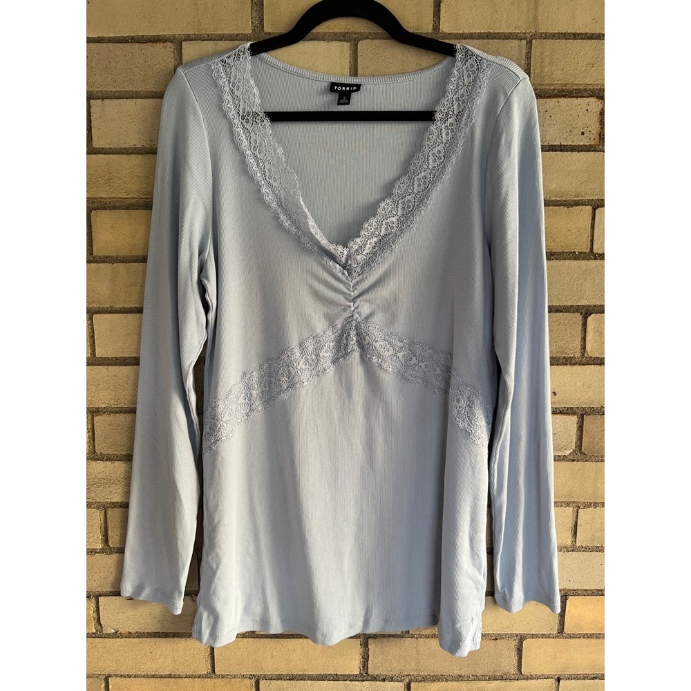 Torrid Light Blue Ribbed Lace Trim V-Neck Long Sleeve Top Stretchy Size 2 2X